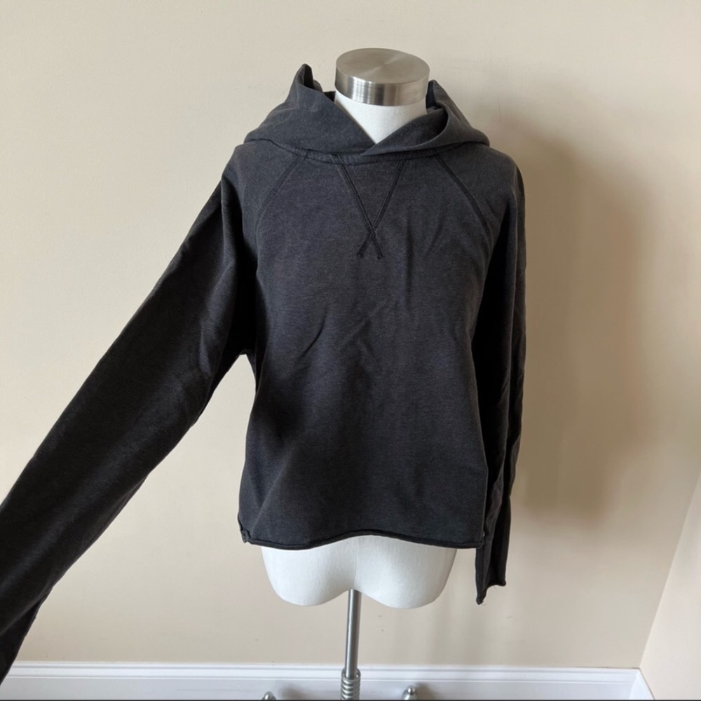 EUC Lululemon mixed media silk label pullover sweatshirt hoodie 7918